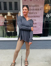 Load image into Gallery viewer, Bella waffle top