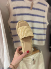 Load image into Gallery viewer, Luna Sandals

