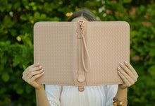 Load image into Gallery viewer, Weave Bible Case
