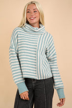 Load image into Gallery viewer, Jade sweater
