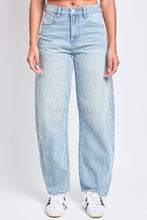 Load image into Gallery viewer, Sloane Barrel Jeans
