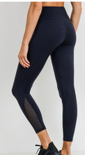 Load image into Gallery viewer, Able fit petite leggings
