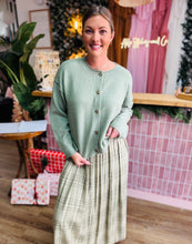 Load image into Gallery viewer, Zari button cardigan
