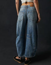 Load image into Gallery viewer, Hayden Barrel Jeans
