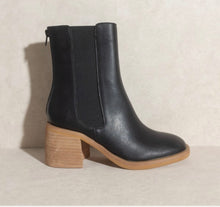 Load image into Gallery viewer, tanner boot
